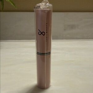 Subtl Beauty Retractable Brush for Makeup Stack